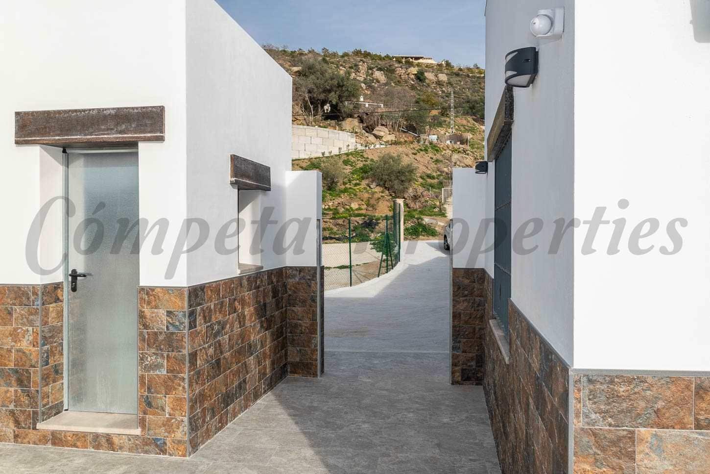 Finca/Maison de Campagne de 3 chambres de location de vacances à Torrox avec piscine - 1 875 € (Ref: 10076033)