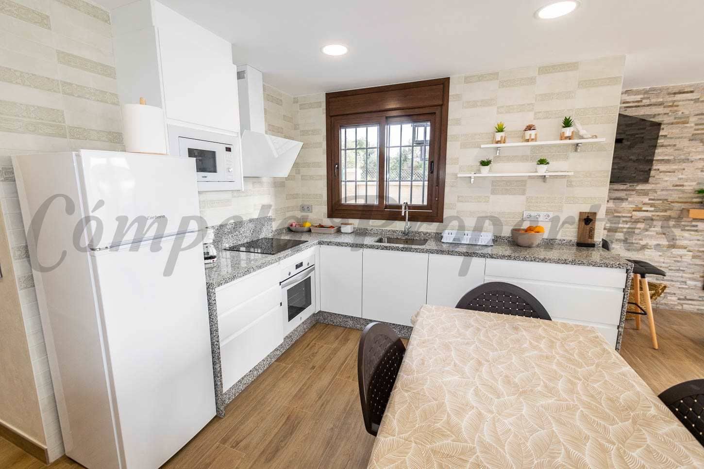 Finca/Maison de Campagne de 3 chambres de location de vacances à Torrox avec piscine - 1 875 € (Ref: 10076033)