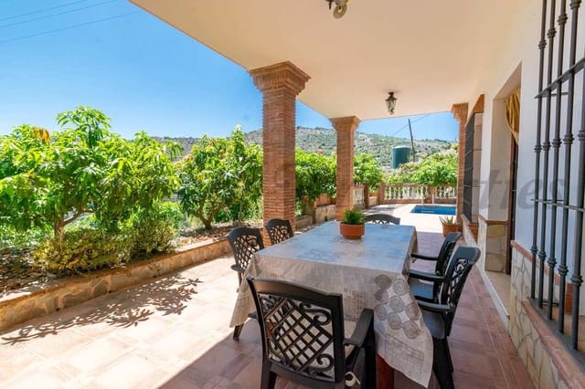 Finca/Maison de Campagne de 3 chambres de location de vacances à Torrox Pueblo, Torrox avec piscine garage - 1 600 € (Ref: 10076034)