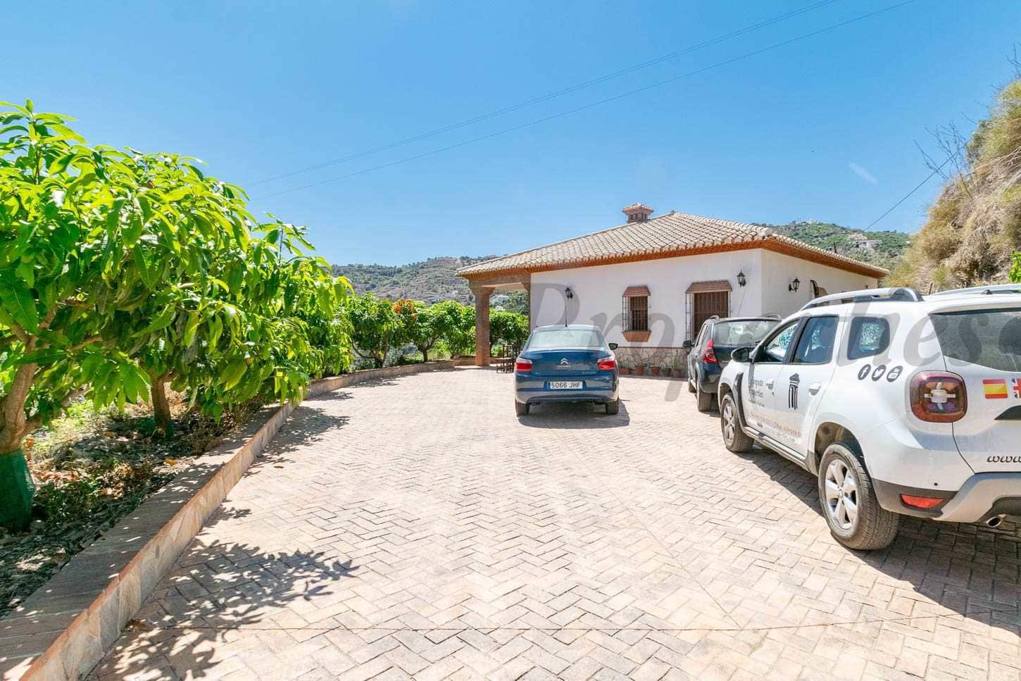 Finca/Maison de Campagne de 3 chambres de location de vacances à Torrox avec piscine garage - 1 600 € (Ref: 10076034)