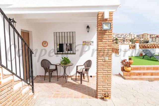 1 makuuhuone Maalaistalo lomavuokrausta paikassa Torrox Pueblo, Torrox mukana uima-altaan 
autotalli - 1 000 € (Ref: 10076035)