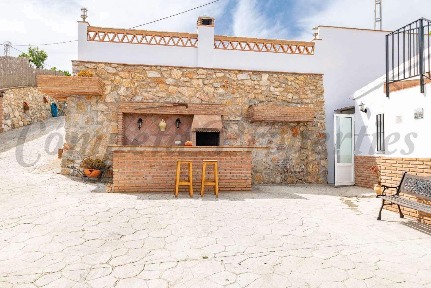 1 makuuhuone Maalaistalo lomavuokrausta paikassa Torrox mukana uima-altaan 
autotalli - 1 000 € (Ref: 10076035)