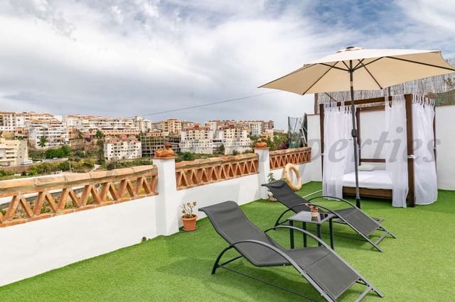 1 makuuhuone Maalaistalo lomavuokrausta paikassa Torrox Pueblo, Torrox mukana uima-altaan 
autotalli - 1 000 € (Ref: 10076035)