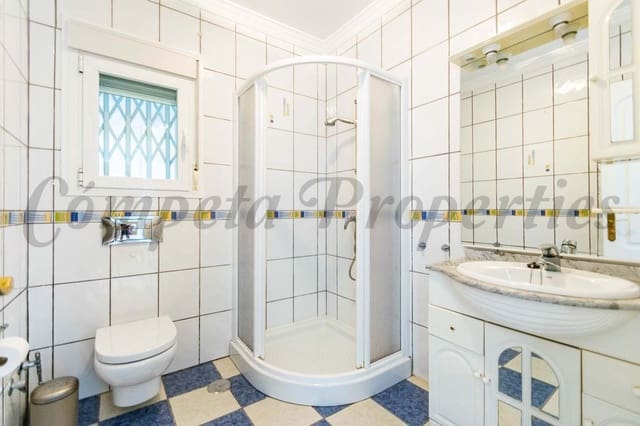 4 slaapkamer Finca/Landhuis voor vakantieverhuur in Torrox Pueblo, Torrox met zwembad garage - € 3.150 (Ref: 10076038)