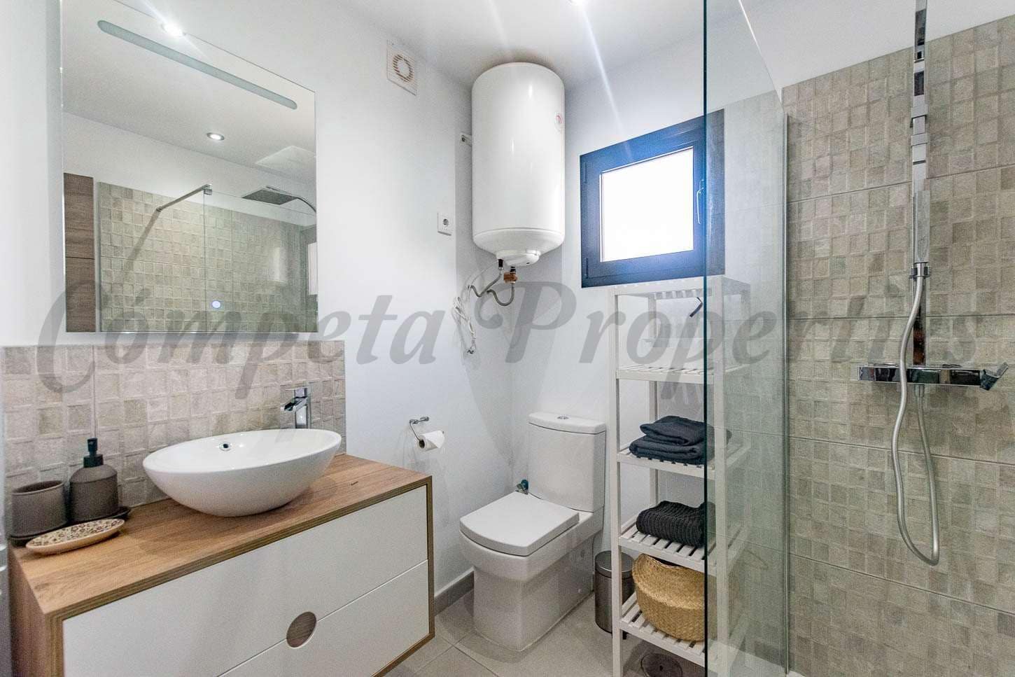 2 slaapkamer Appartement voor vakantieverhuur in Competa - € 600 (Ref: 10076039)