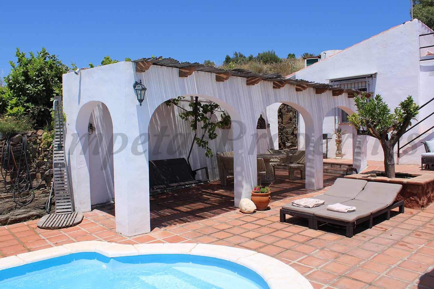 3 makuuhuone Maalaistalo lomavuokrausta paikassa Torrox mukana uima-altaan 
autotalli - 2 000 € (Ref: 10076040)