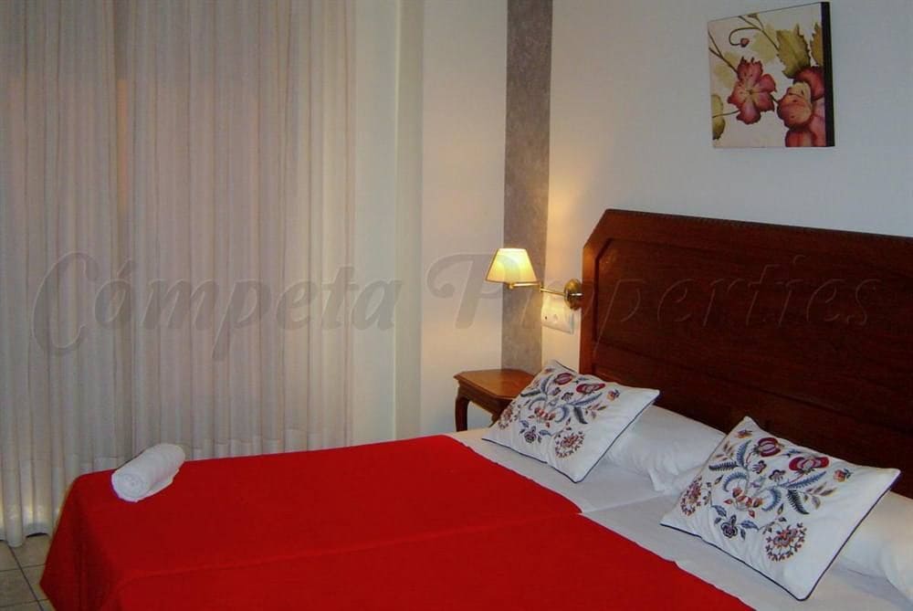 9 sypialnia Biznes na sprzedaż w Torrox - 825 000 € (Ref: 10076045)