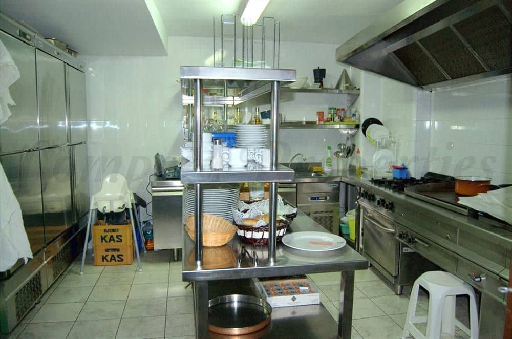 9 sypialnia Biznes na sprzedaż w Torrox - 825 000 € (Ref: 10076045)