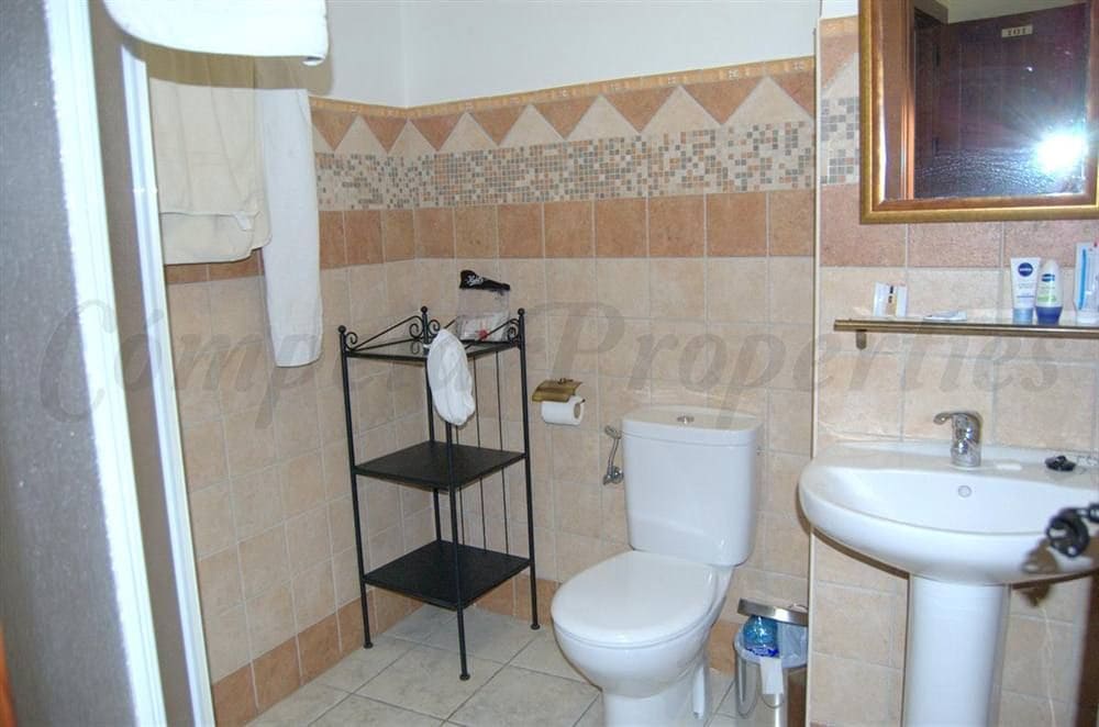 9 sypialnia Biznes na sprzedaż w Torrox - 825 000 € (Ref: 10076045)