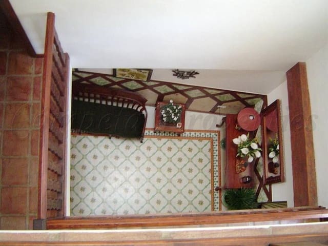 9 sypialnia Biznes na sprzedaż w Torrox Pueblo, Torrox - 825 000 € (Ref: 10076045)