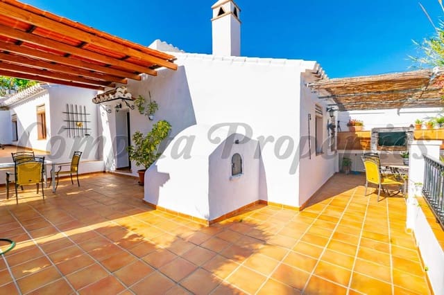 3 sypialnia Finka/Dom wiejski na kwatery wakacyjne w Frigiliana z basenem garażem - 950 € (Ref: 10076046)