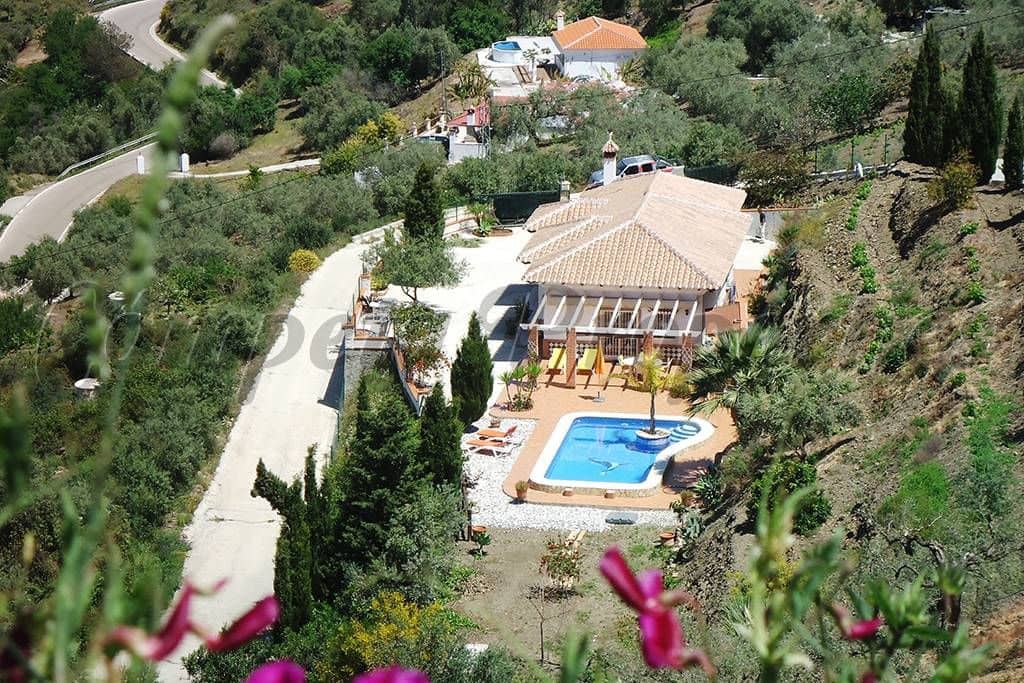 Finca/Maison de Campagne de 5 chambres de location de vacances à Torrox avec piscine garage - 1 300 € (Ref: 10076048)