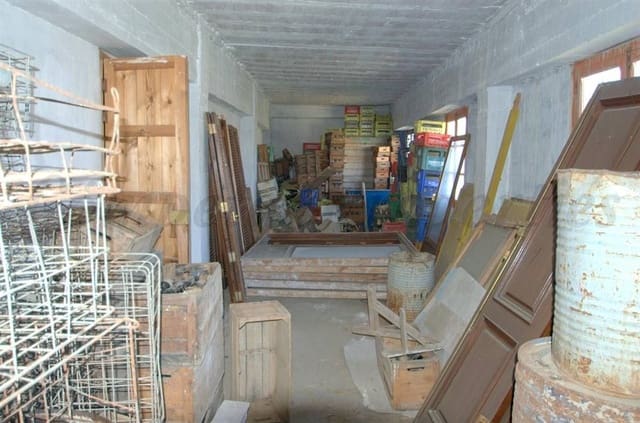 Kaupallinen myytävänä paikassa Torrox Pueblo, Torrox - 178 000 € (Ref: 10076049)