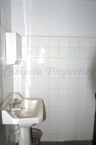 Local Comercial en Torrox Pueblo, Torrox en venta - 210.000 € (Ref: 10076053)