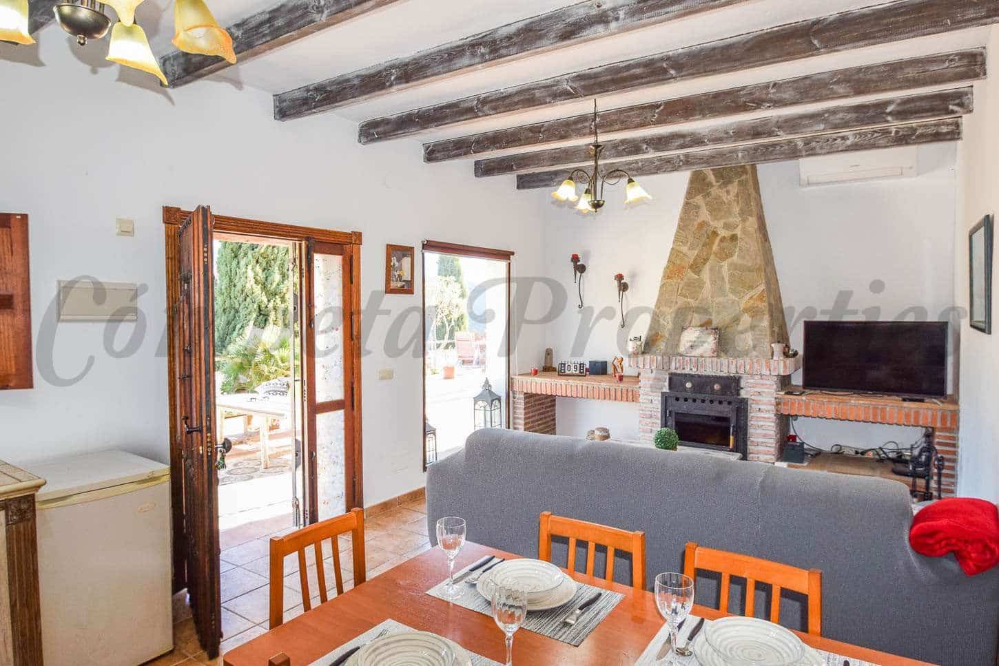 2 sovrum Finca/Hus på landet för semesterbostäder i Torrox med pool garage - 780 € (Ref: 10076054)