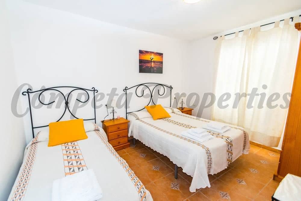 3 Zimmer Ferienfinca/landgut in Torrox mit Pool Garage - 1.595 € (Ref: 10076056)