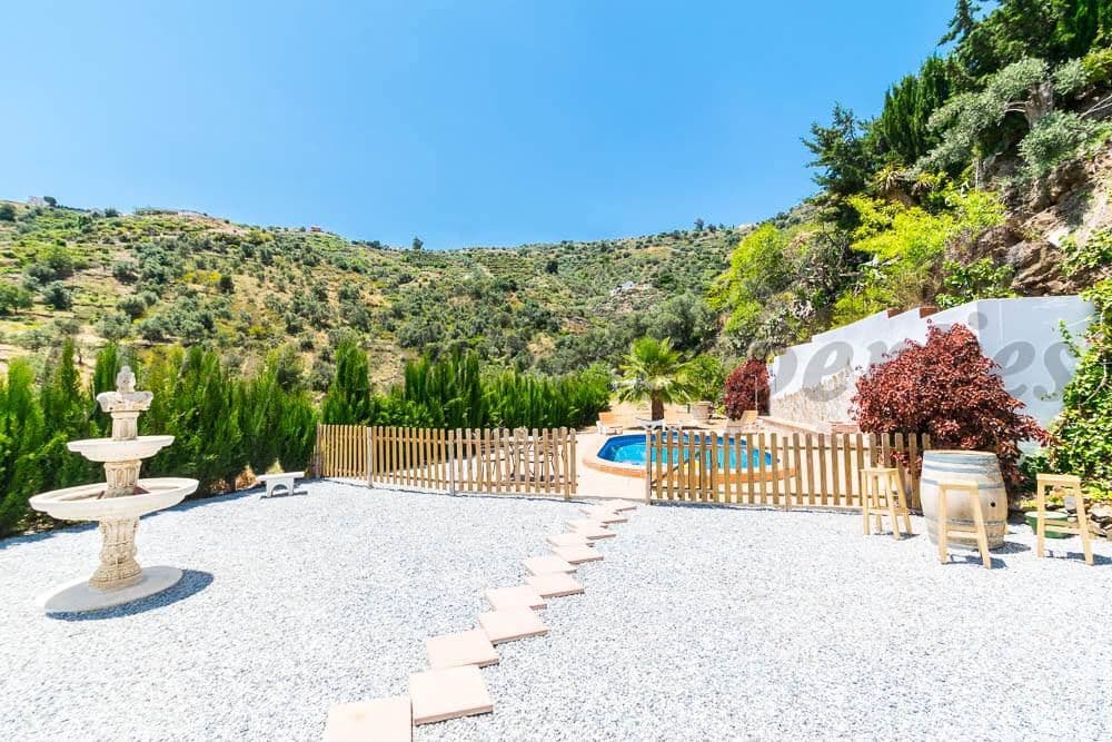 3 Zimmer Ferienfinca/landgut in Torrox mit Pool Garage - 1.595 € (Ref: 10076056)
