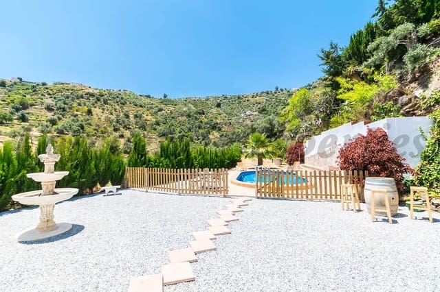 Finca/Maison de Campagne de 3 chambres de location de vacances à Torrox Pueblo, Torrox avec piscine garage - 1 595 € (Ref: 10076056)