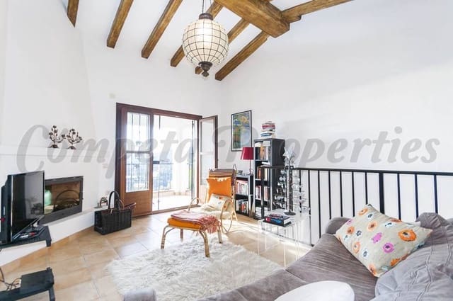 Finca/Maison de Campagne de 4 chambres de location de vacances à Torrox Pueblo, Torrox avec piscine garage - 1 200 € (Ref: 10076059)