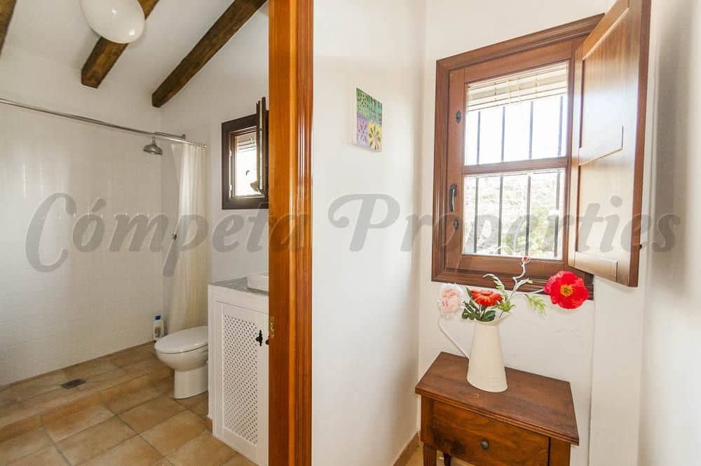 Finca/Maison de Campagne de 4 chambres de location de vacances à Torrox avec piscine garage - 1 200 € (Ref: 10076059)