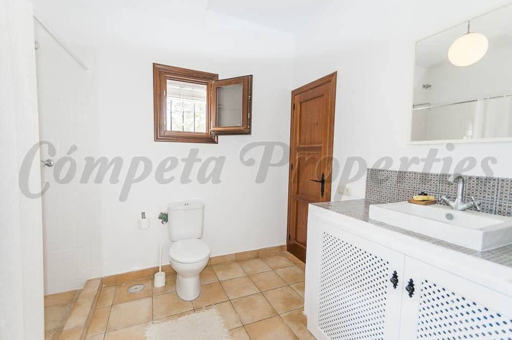 Finca/Maison de Campagne de 4 chambres de location de vacances à Torrox avec piscine garage - 1 200 € (Ref: 10076059)