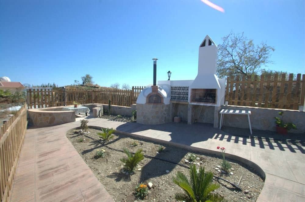 4 Zimmer Ferienfinca/landgut in Torrox mit Pool Garage - 1.600 € (Ref: 10076060)