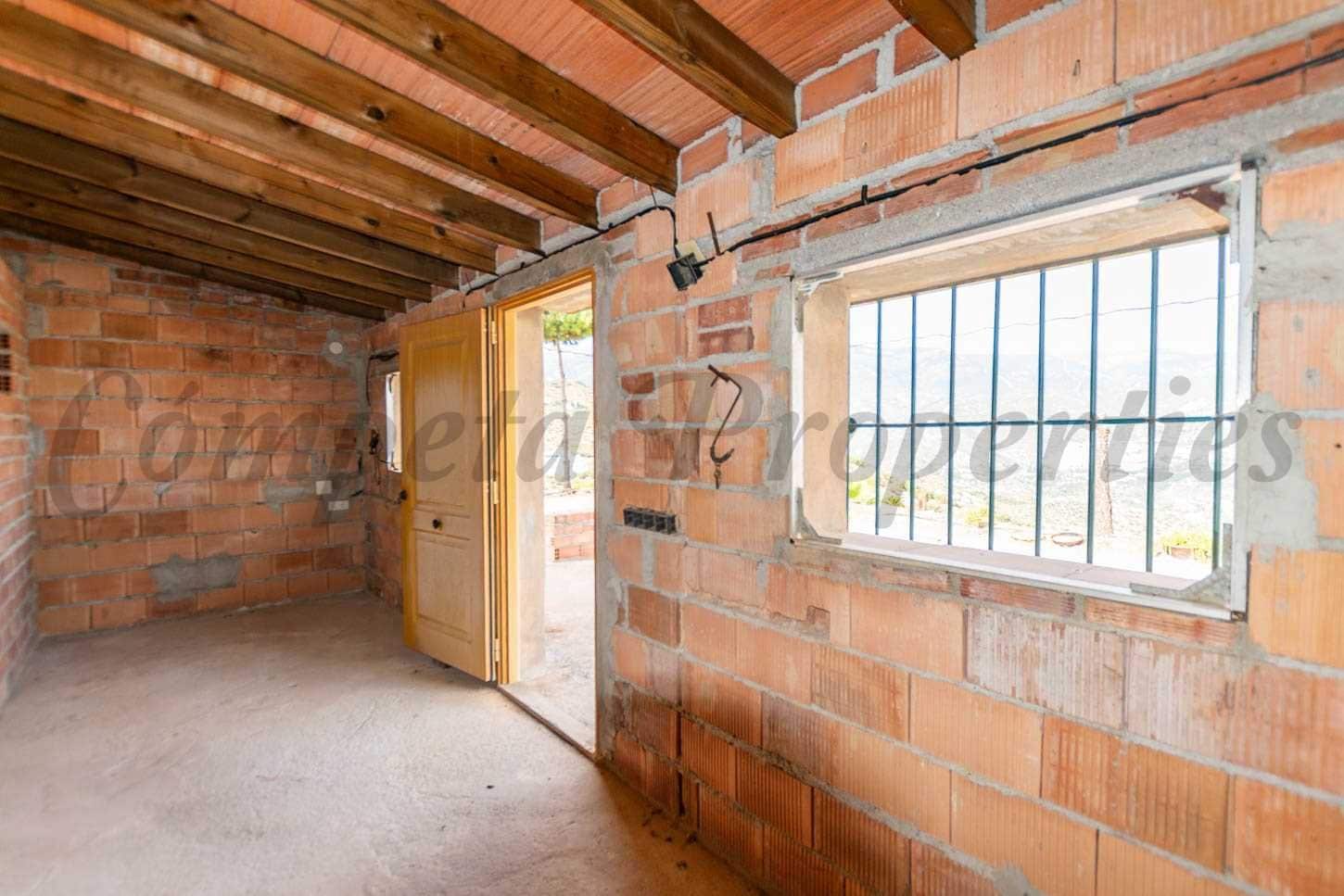 2 slaapkamer Finca/Landhuis te koop in Archez met zwembad garage - € 180.000 (Ref: 10076063)