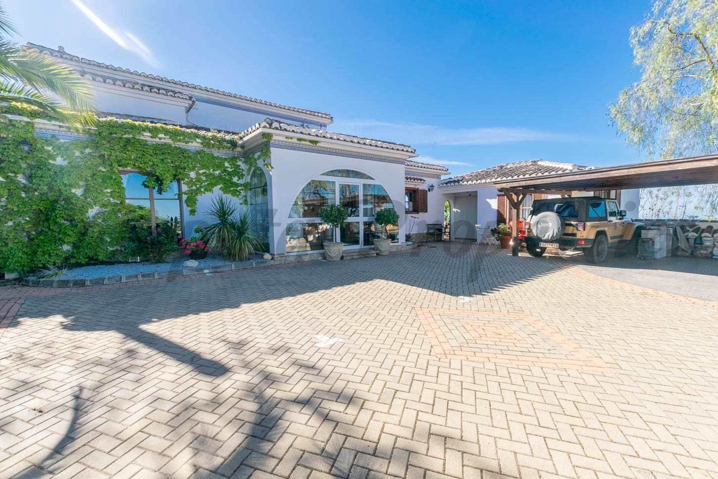 5 makuuhuone Maalaistalo myytävänä paikassa Competa mukana uima-altaan 
autotalli - 790 000 € (Ref: 10076064)