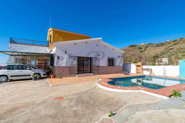 4 chambre Finca/Maison de Campagne à vendre à Archez avec piscine garage - 480 000 € (Ref: 10076069)