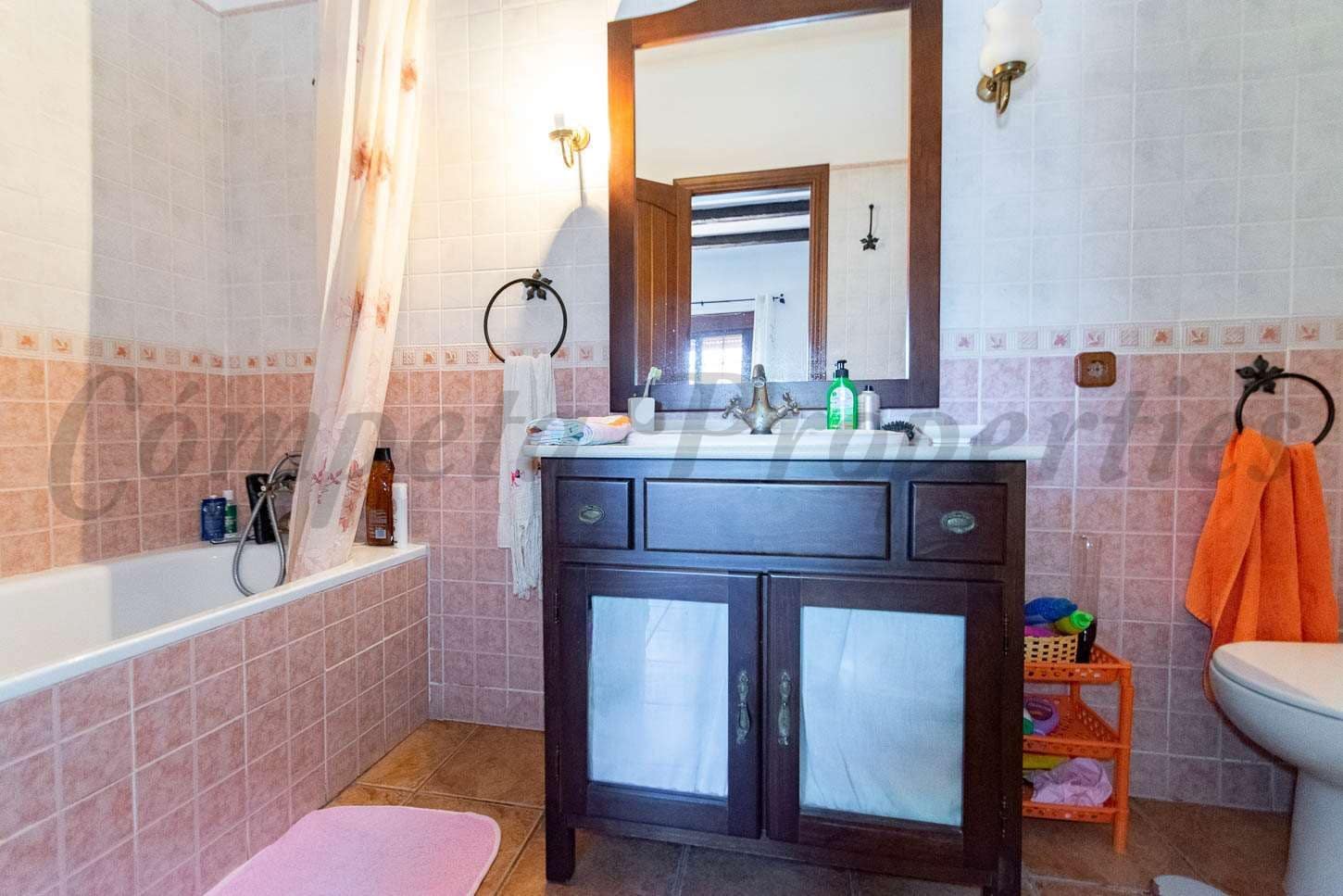 4 chambre Finca/Maison de Campagne à vendre à Archez avec piscine garage - 480 000 € (Ref: 10076069)