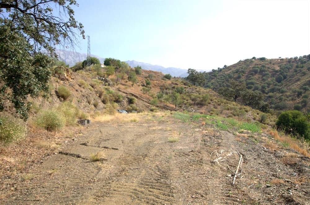 Mark till salu i Sedella - 32 000 € (Ref: 10076070)