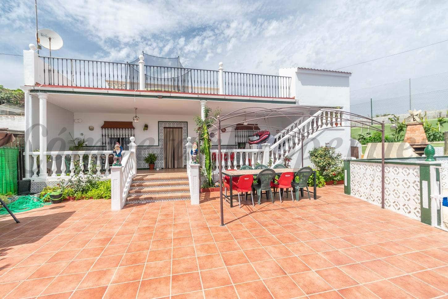 4 bedroom Finca/Country House for sale in Trapiche with pool - € 530,000 (Ref: 10076081)