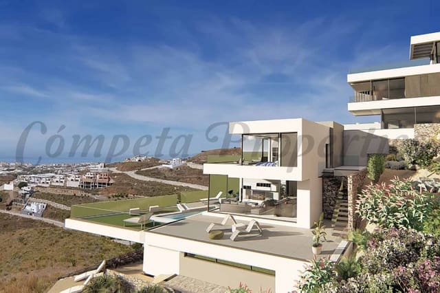 Tontti myytävänä paikassa El Peñoncillo, Torrox - 235 000 € (Ref: 10076085)