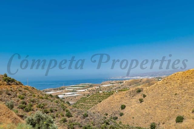 Grunde uden byggetilladelser til salg i Torrox-Costa, Torrox - € 20.000 (Ref: 10076088)