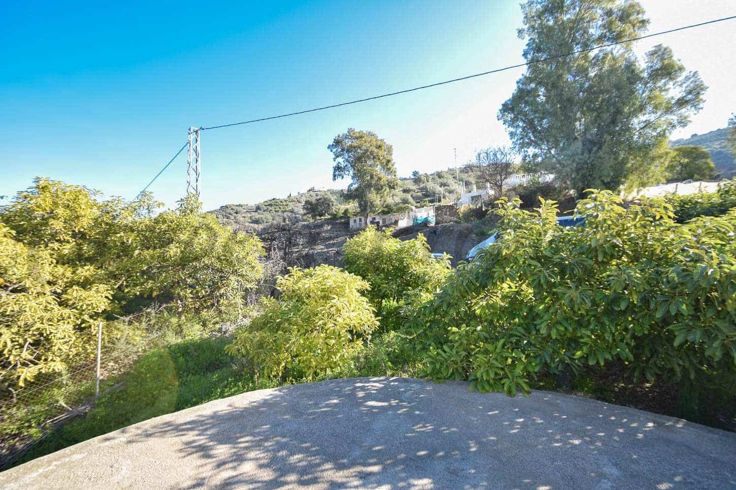 Ubebygd land til salgs i Torrox - € 80 000 (Ref: 10076098)