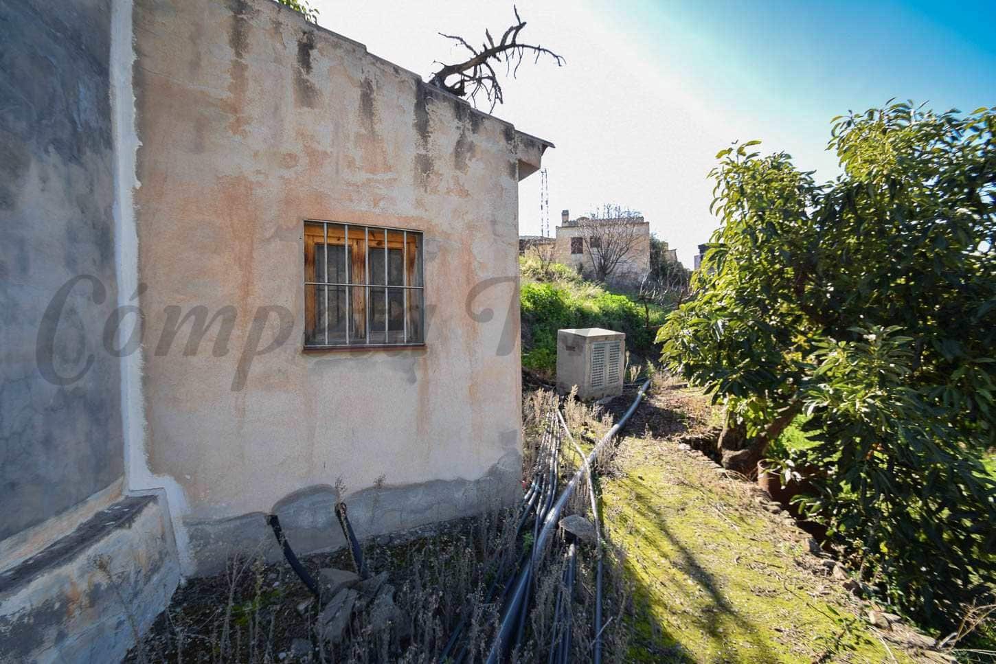 Ubebygd land til salgs i Torrox - € 80 000 (Ref: 10076098)