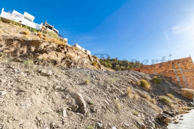 Terreno para Construção para venda em El Peñoncillo, Torrox - 105 000 € (Ref: 10076101)
