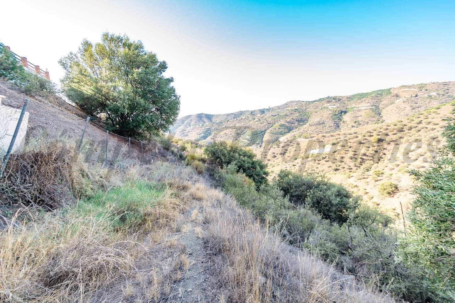 Terreno Não Urbanizado para venda em Torrox - 265 000 € (Ref: 10076102)