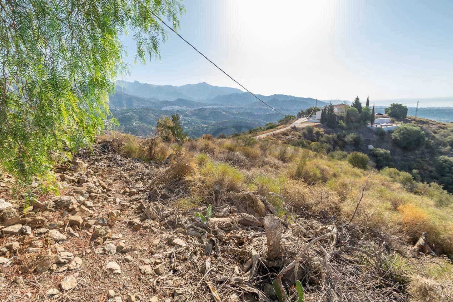 Terreno Não Urbanizado para venda em Torrox - 265 000 € (Ref: 10076102)