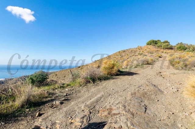 Rakentamaton maa myytävänä paikassa El Peñoncillo, Torrox - 143 000 € (Ref: 10076108)
