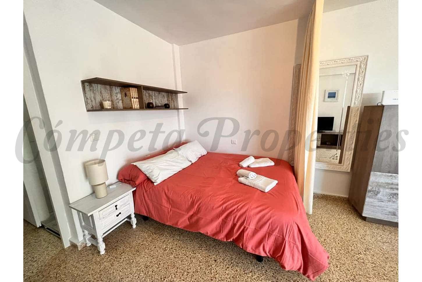 1 soverom Leilighet til salgs i Torrox-Costa med svømmebasseng - € 600 (Ref: 10076111)