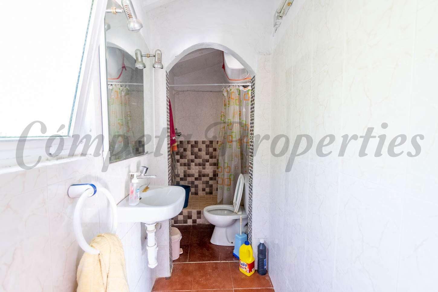 2 soveværelse Finca/Landehus til salg i Torrox med swimmingpool garage - € 315.000 (Ref: 10076115)