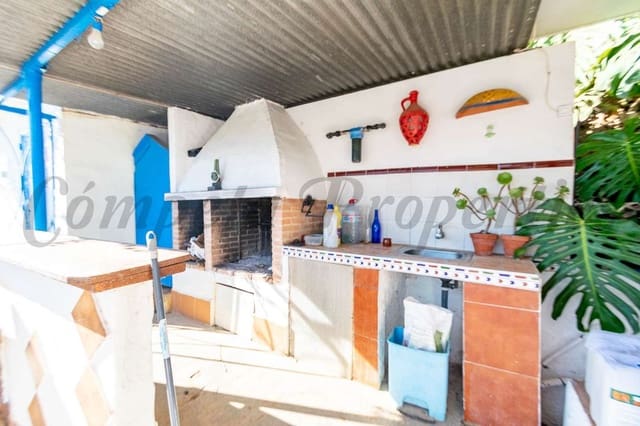 2 bedroom Finca/Country House for sale in Torrox Pueblo, Torrox with pool garage - € 315,000 (Ref: 10076115)