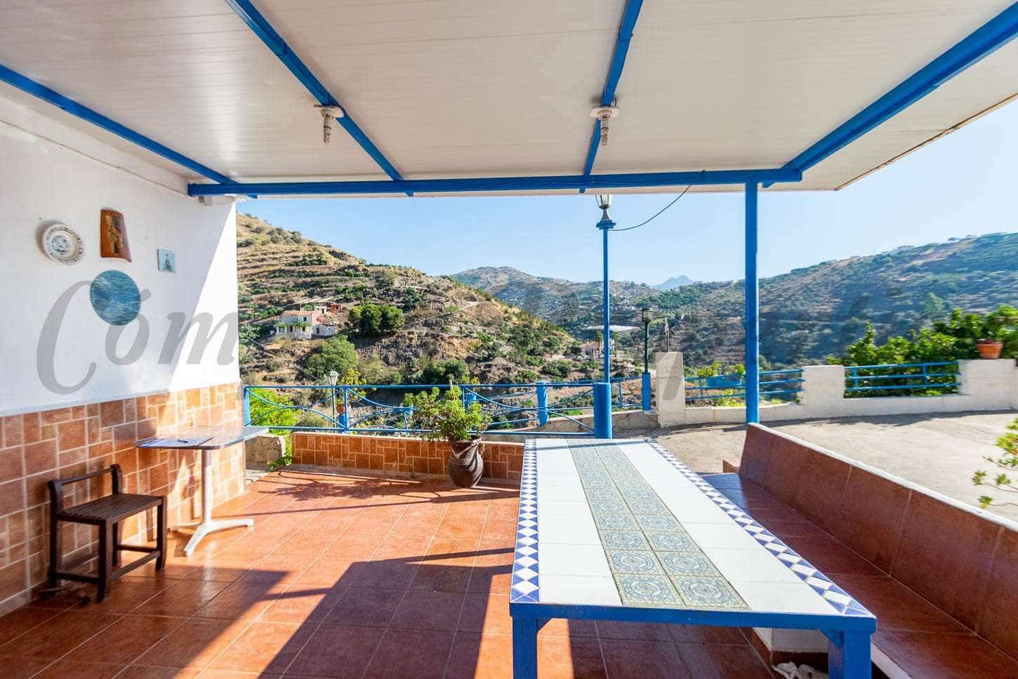 2 soveværelse Finca/Landehus til salg i Torrox med swimmingpool garage - € 315.000 (Ref: 10076115)