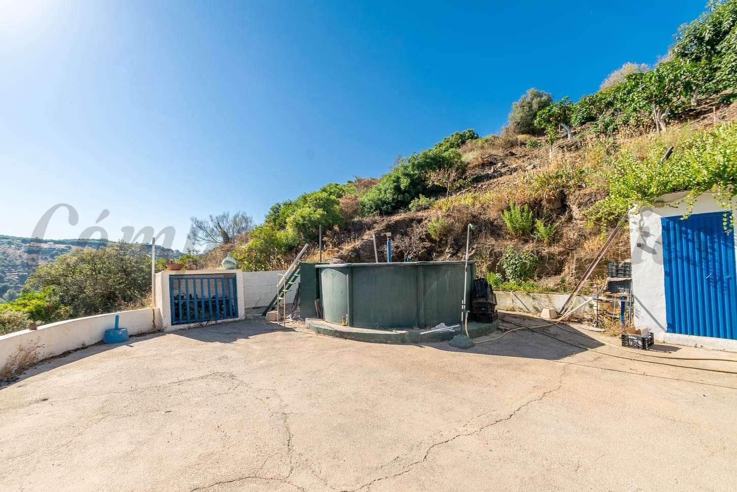 2 soveværelse Finca/Landehus til salg i Torrox med swimmingpool garage - € 315.000 (Ref: 10076115)