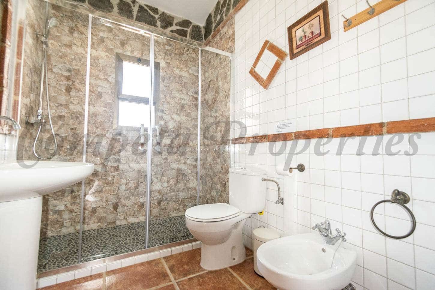 3 camera da letto Finca/Casa di Campagna in vendita in Torrox con piscina garage - 350.000 € (Rif: 10076116)