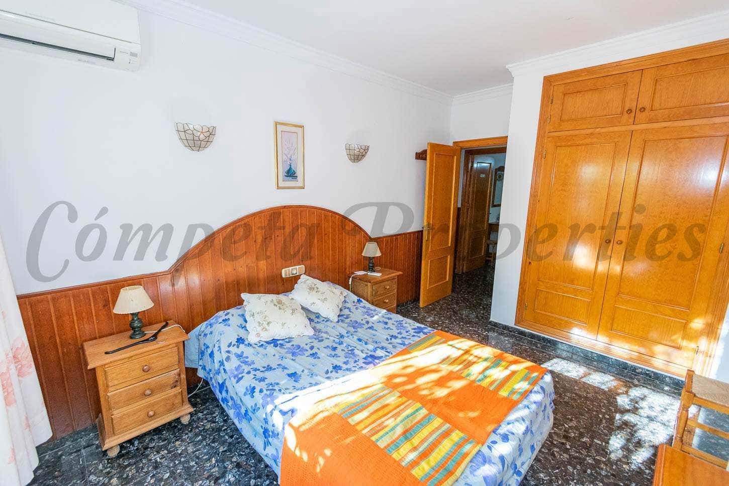 6 soveværelse Finca/Landehus til salg i Frigiliana med swimmingpool garage - € 1.000.000 (Ref: 10076118)