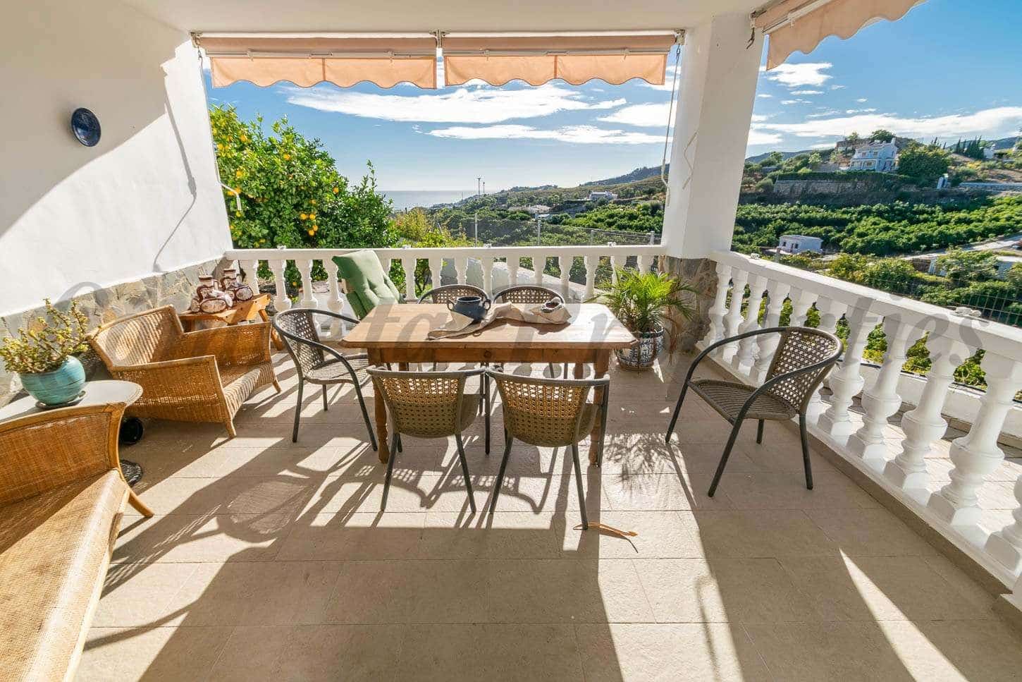 6 soveværelse Finca/Landehus til salg i Frigiliana med swimmingpool garage - € 1.000.000 (Ref: 10076118)