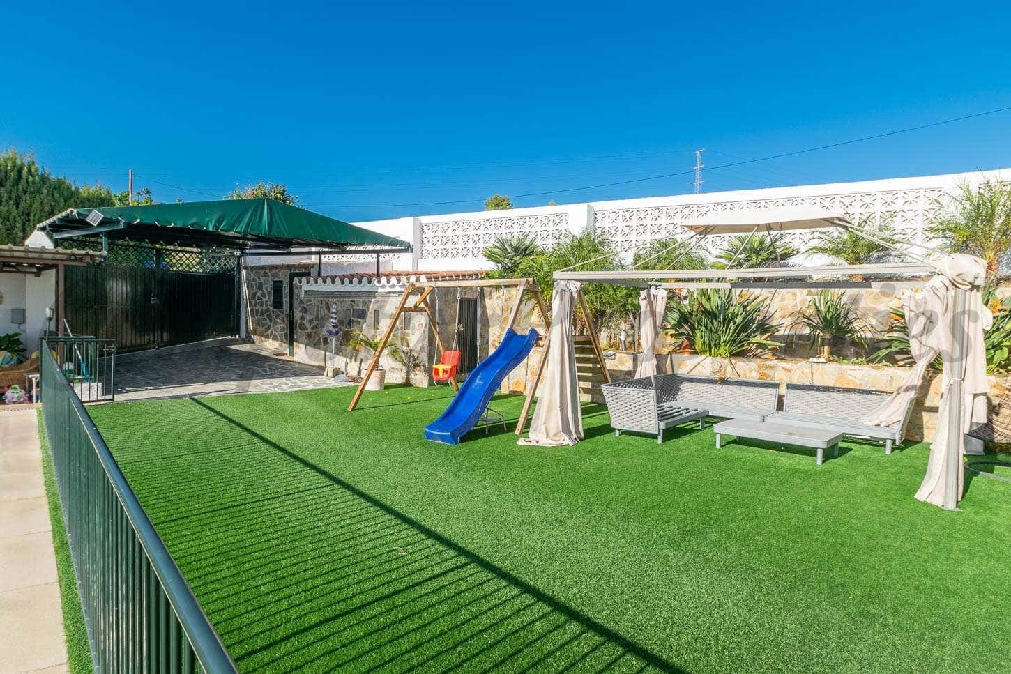 6 soveværelse Finca/Landehus til salg i Frigiliana med swimmingpool garage - € 1.000.000 (Ref: 10076118)