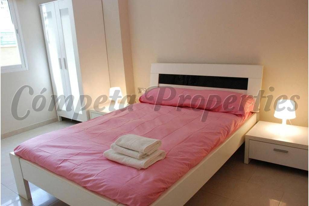 3 sovrum Lägenhet för semesterbostäder i Malaga stad - 1 800 € (Ref: 10076119)
